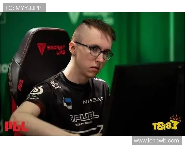 V5战队在CSGO比赛中边路渗透策略的优缺点分析与反思