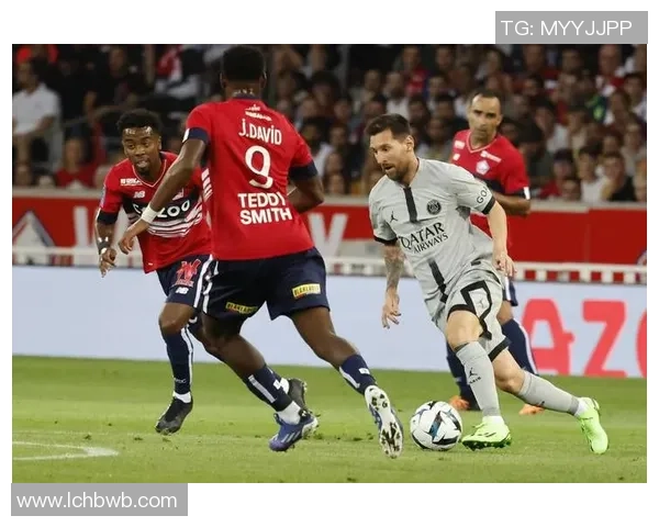 巴黎圣日耳曼对阵马赛比赛前瞻与胜负预测分析及关键球员表现解析